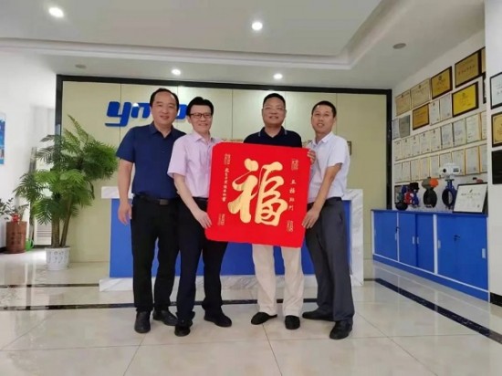 云图片